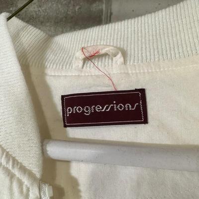 LOT 100B: Collection Of Women’s Jackets, Coats & More