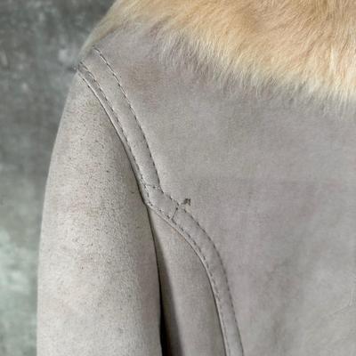 LOT 101B: Vintage Sheepskin Coat Size 10