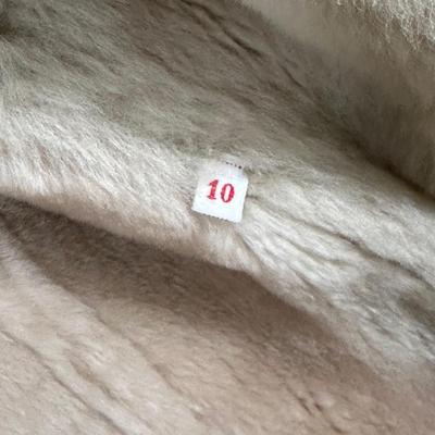 LOT 101B: Vintage Sheepskin Coat Size 10