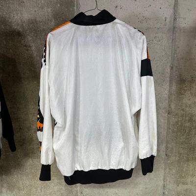 LOT 105B: Vintage Women’s Jackets & More