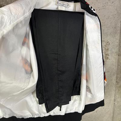 LOT 105B: Vintage Women’s Jackets & More