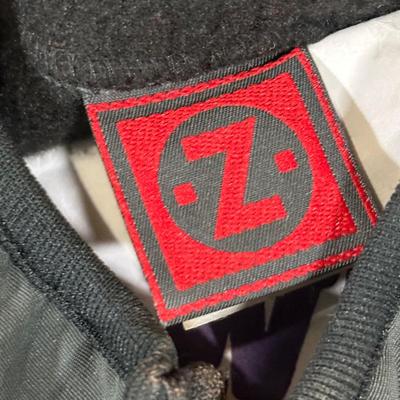 LOT 106B: Jacket/Vest Collection Size Small-Medium