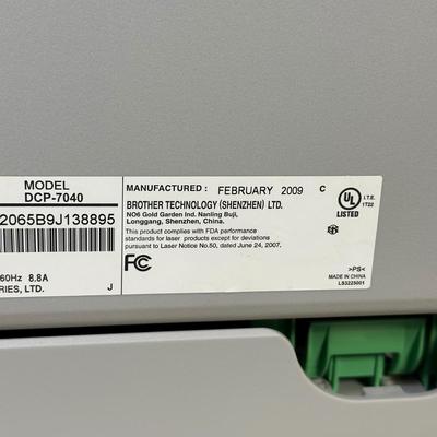 LOT 111B: Brother DCP-7040 Printer