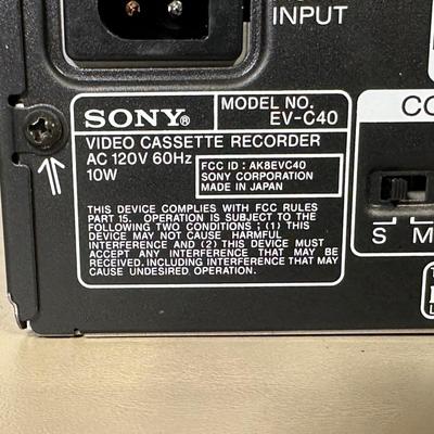 LOT 116B: Sony Video Cassette Recorder Model EV-C40