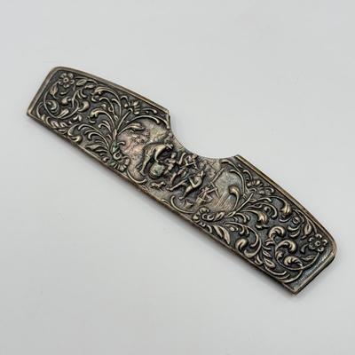 LOT 131J: Vintage Silverplated Dutch Comb Case marked Zilfla90