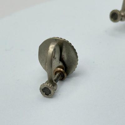 LOT 137J: Vintage Sterling Silver Ring w/ Matching Screwback Earrings