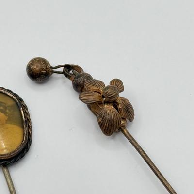 LOT 141J: Vintage Stick Pins, Pocket Knife & More