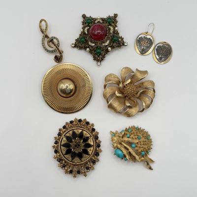 LOT 143J: Vintage Reed & Barton Damascus Earrings/Pendants & Collection of Brooches