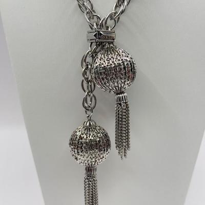 LOT 145J: Vintage Silvertone Jewelry Collection