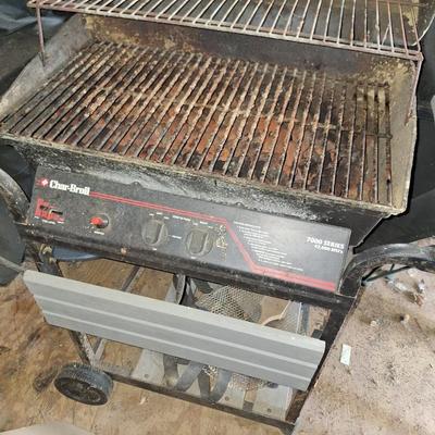 CharBroil grill w/ side burner