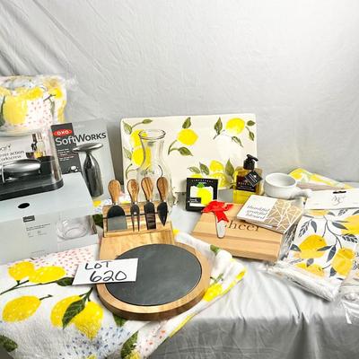 Lot V 620 Love of Lemons Lot
