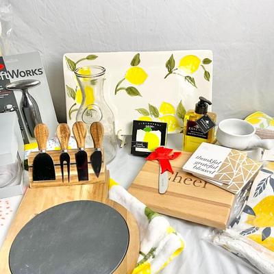 Lot V 620 Love of Lemons Lot