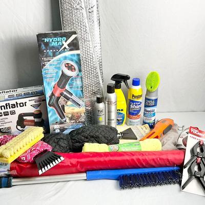 Lot W 627 Automotive Weather Protector Lot