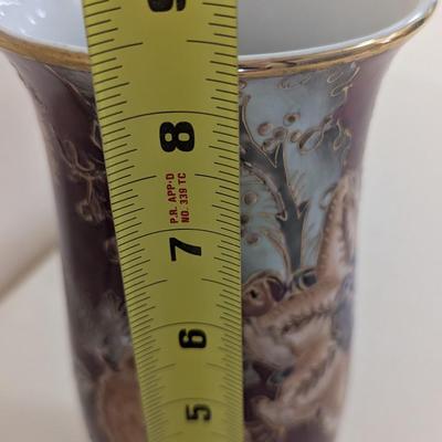 Vintage Toyo Trading Co. New Country Gear Vase Approx 8 1/2" Tall (LR)