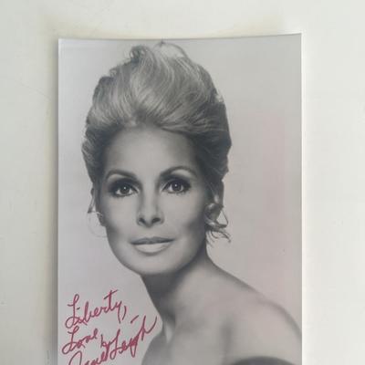 Janet Leigh signed photo