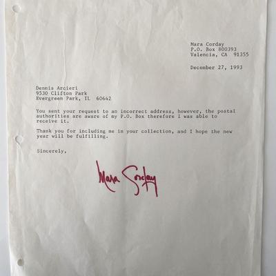 Mara Corday signed letter