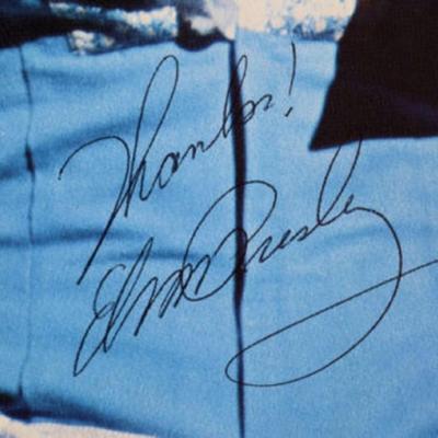 Elvis Presley signed Souvenir Photo Album