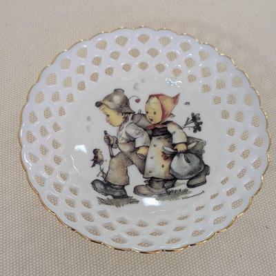 M. J. Hummel Collectible Plates "Hansel & Gretel" & "Lily Of The Valley" (LR)