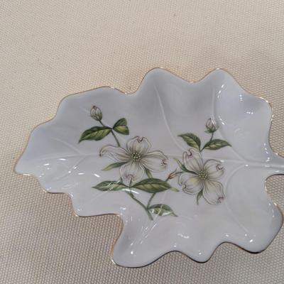 Vintage Coffee Saucer With Handle & Hand Painted Lefton China Leaf (LR)
