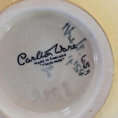 Vintage Carlton Ware England Sugar Bowl With Lid & Gold Trim (LR)