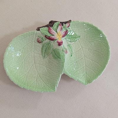Carlton Ware Leaf Design Dishes (LR)