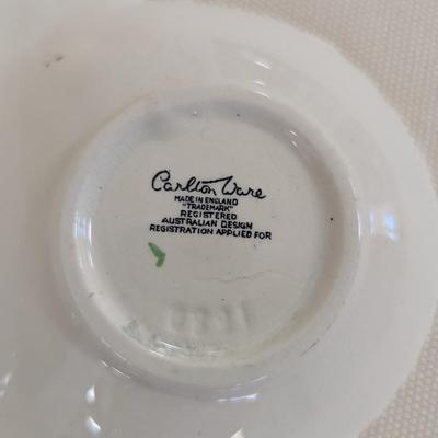 Carlton Ware Leaf Design Dishes (LR)