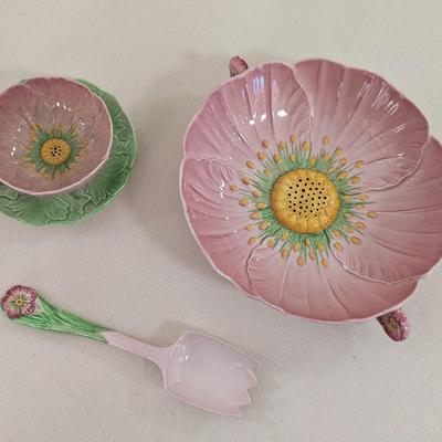 Carlton Ware Pink Buttercup Bowls & Plate (LR)