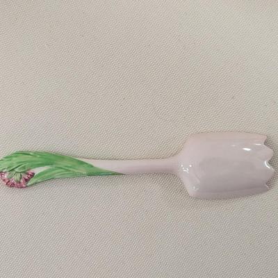 Carlton Ware Pink Buttercup Bowls & Plate (LR)