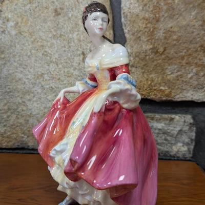 Royal Doulton Figurine Southern Belle (LR)