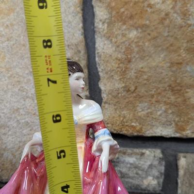 Royal Doulton Figurine Southern Belle (LR)