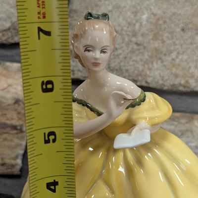 Royal Doulton Figurine The Last Waltz (LR)