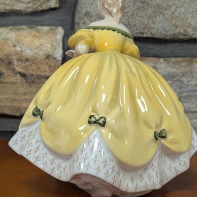 Royal Doulton Figurine The Last Waltz (LR)
