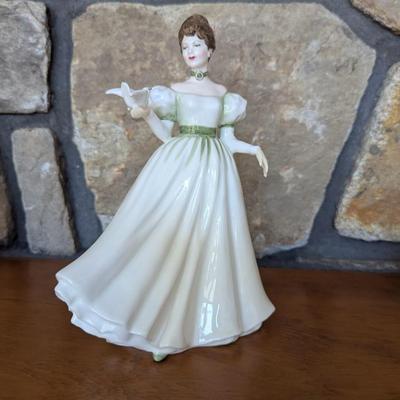 Royal Doulton Figurine Brianna An Exclusive Colourway (LR)