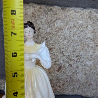 Royal Doulton Figurine Of The Month September (LR)
