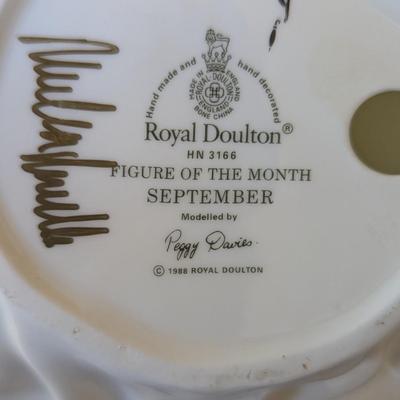 Royal Doulton Figurine Of The Month September (LR)