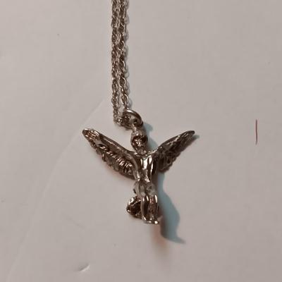 STERLING SILVER ANGEL PENDANT AND STERLING CHAIN
