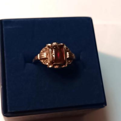 STERLING SILVER CHAIN BRACELET AND RING W/RED STONE THAT IS CHIPPED