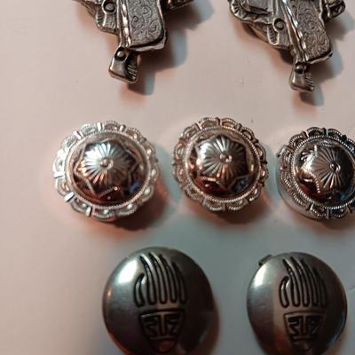 SILVER-TONE BUTTON COVERS