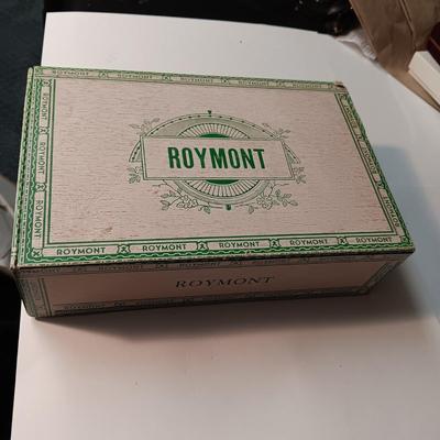 MISC TREAURES IN A CIGAR BOX