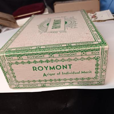MISC TREAURES IN A CIGAR BOX