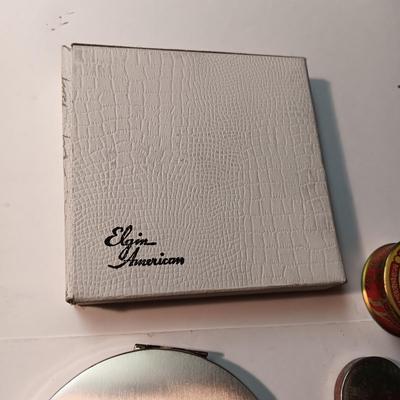 LIKE NEW ELGIN AMERICAN COMPACT, VINTAGE ROUGE AND FINGER NAIL TOOL
