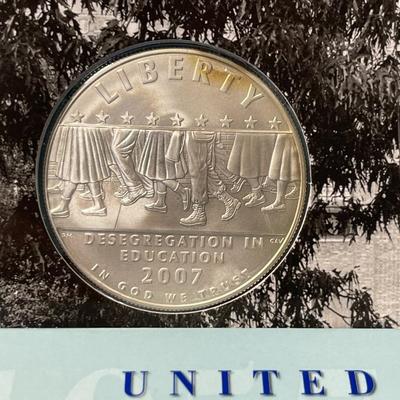 2007 US Mint Little Rock Coin & Medal Set Uncirculated Silver Dollar & Bronze Medal as Pictured. FREE DOMESTIC SHIPPING.