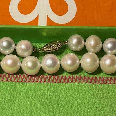 Vintage New Never Used 34" Cultured Freshwater Pearl Bead Necklace 9/10mm with 14k Gold Clasp Superb White Quality as Pictured. FREE...