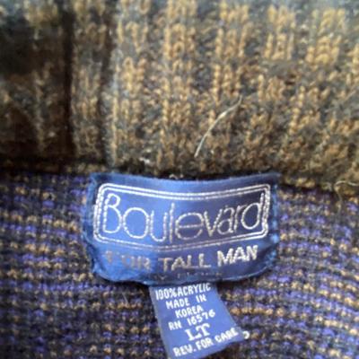 MENS WRANGLER JEANS, SWEATERS AND BALL CAPS