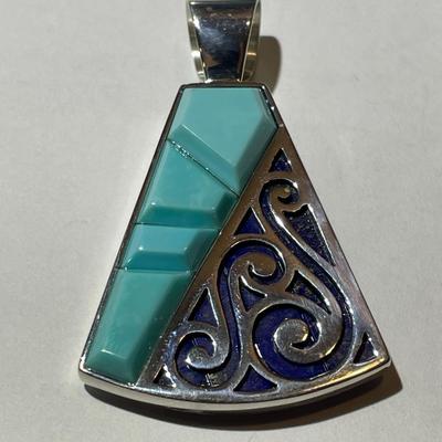 Jay King (DTR) Heavy Sterling Silver New Never Used Fashion Reversible Turquoise/Lapis Pendant Preowned from an Estate. (Jewelry Piece #47).