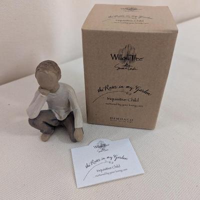 Inquisitive Child Willow Tree Figurine Sculpted Hand-Painted Figure With Box (LR)