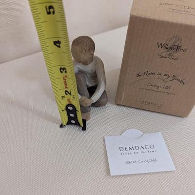 Caring Child Willow Tree Figurine Sculpted Hand-Painted Figure With Box (LR)