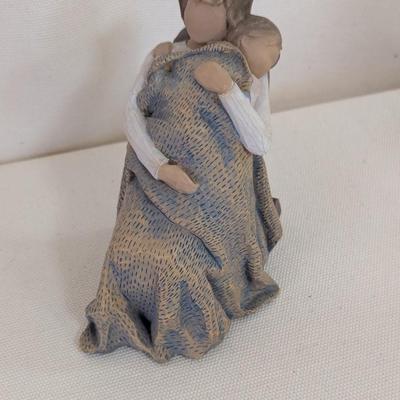 The Quilt Willow Tree Figurine Sculpted Hand-Painted Figure With Box (LR)