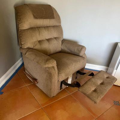 La-Z-Boy Rocking Recliner (B3-MG)
