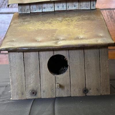 Sturdy Wood Bird House with Metal Roof